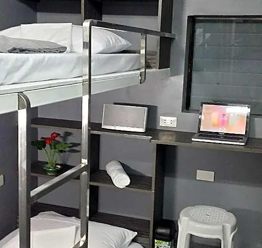 Ervoruto Makati 호텔 5*