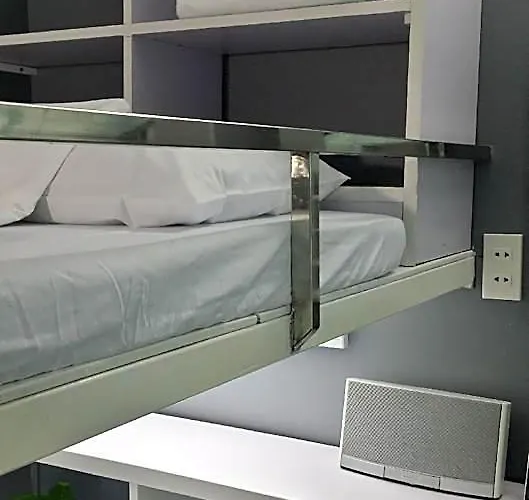 Ervoruto Makati 호텔