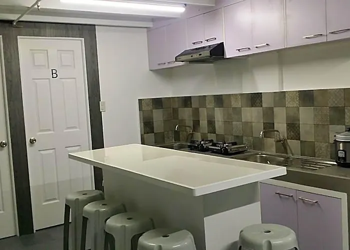 호텔 Ervoruto Makati 5*