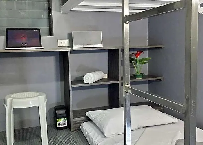 Ervoruto Makati 호텔 5*
