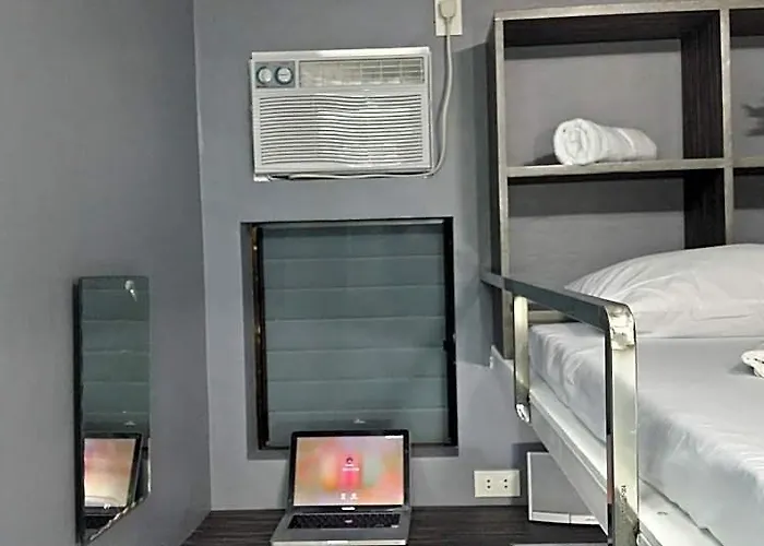 Ervoruto Makati 5* 마닐라
