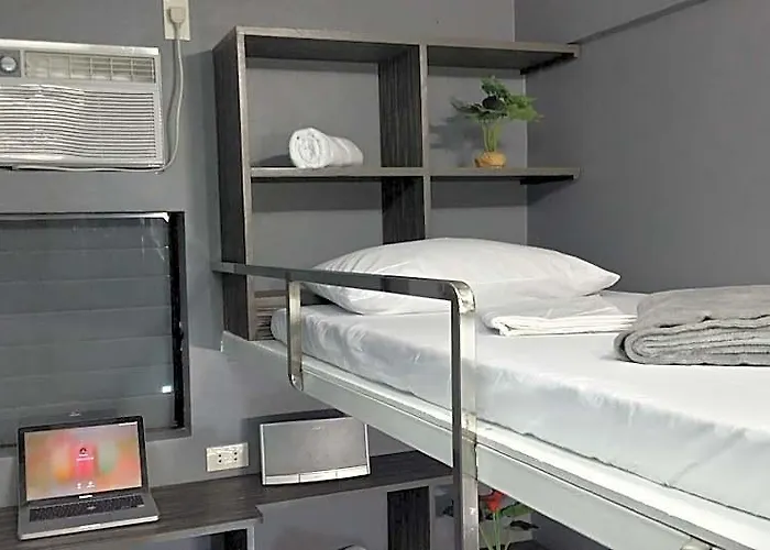 Ervoruto Makati 호텔 5*